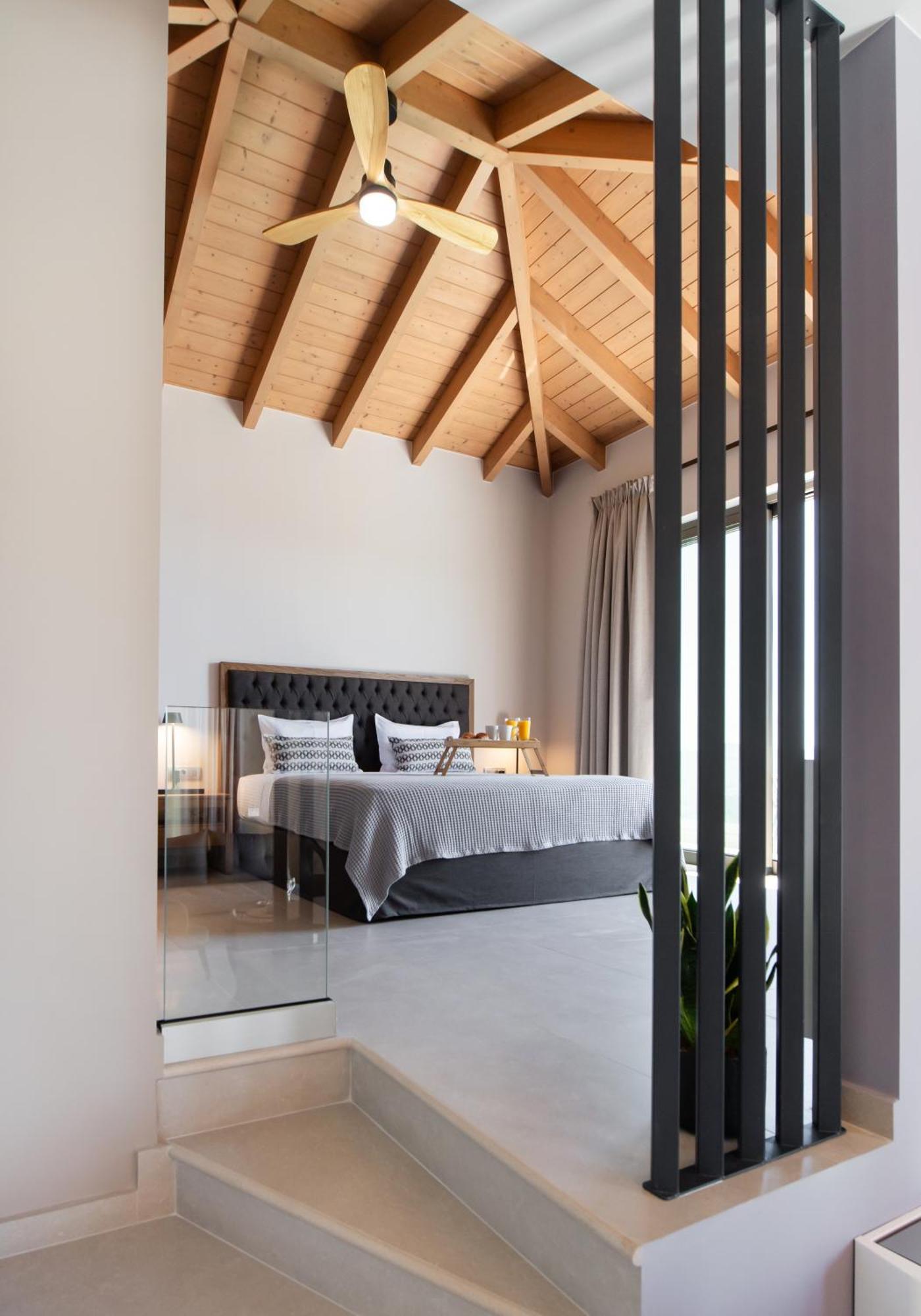 Highview Luxury Suites Katouna Esterno foto