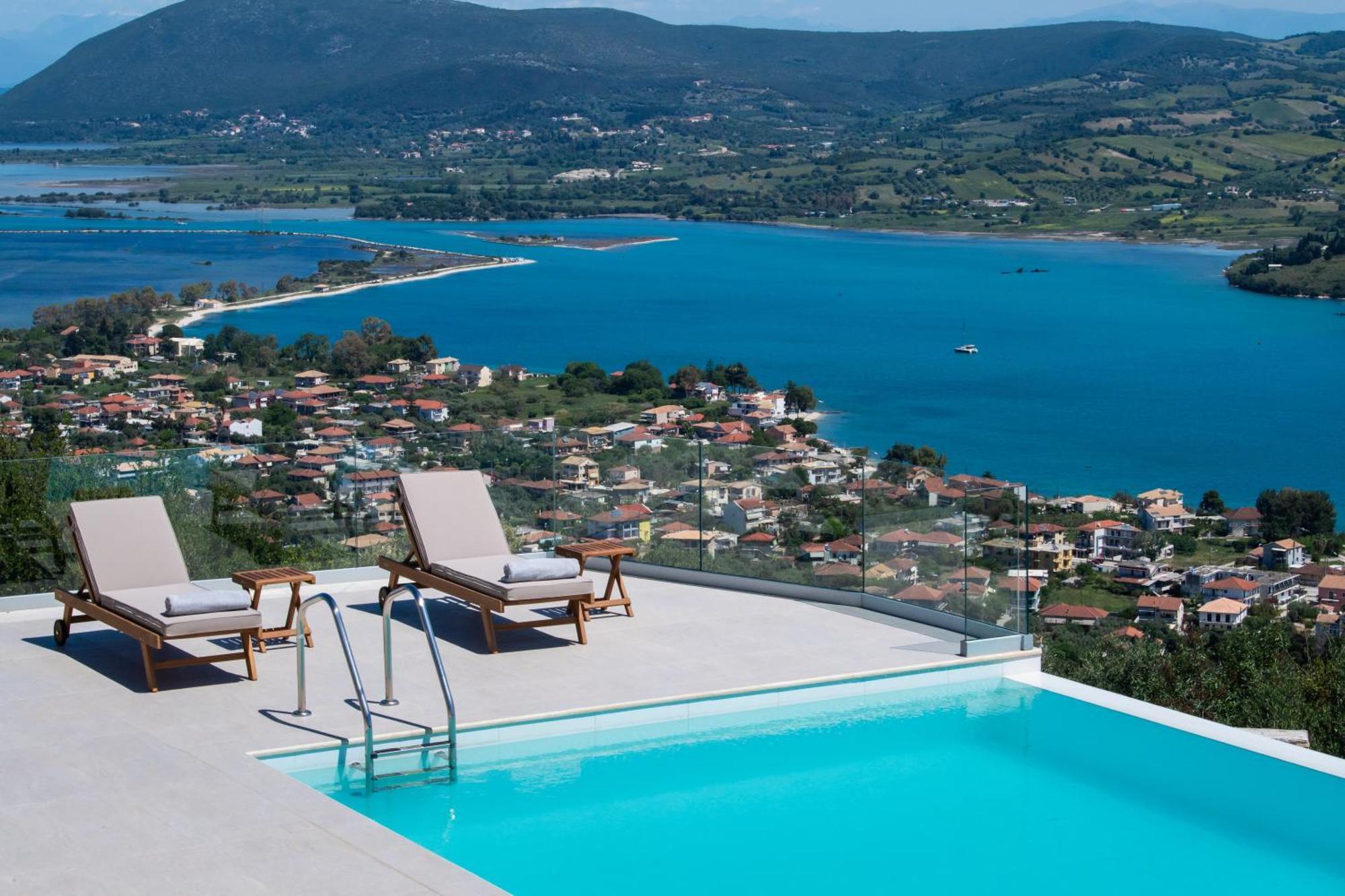 Highview Luxury Suites Katouna Esterno foto