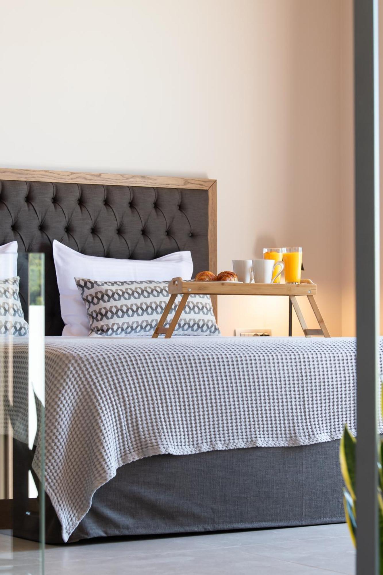 Highview Luxury Suites Katouna Esterno foto